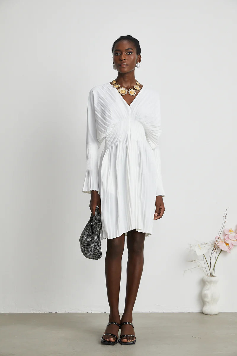 Claudette en V-Neck plissée mini robe