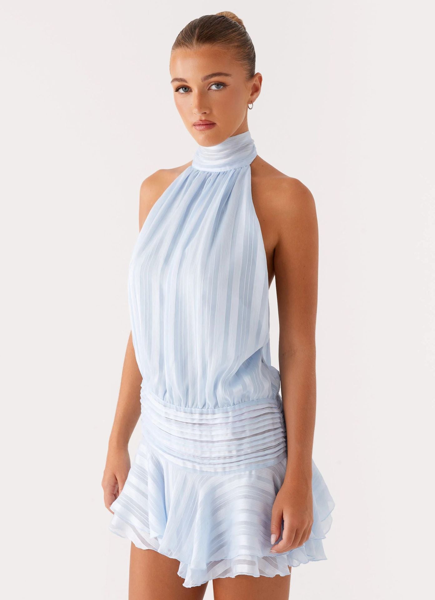 Nojoud Bine Backless Kleid