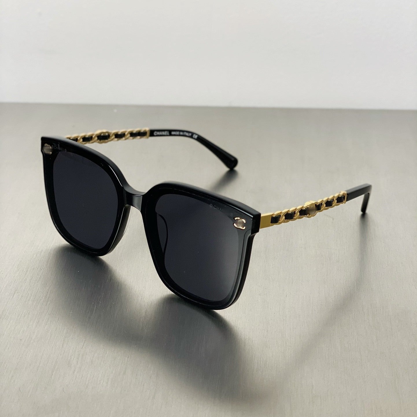 CHAN sunglasses