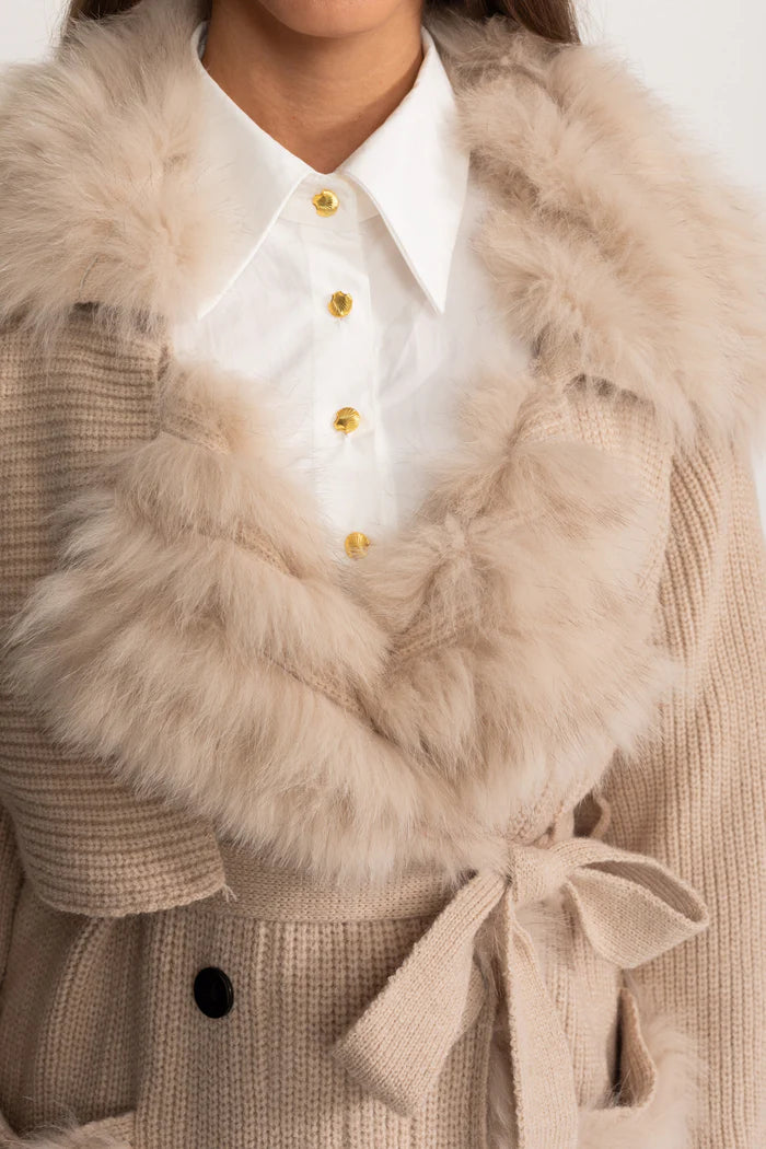 Double-Breasted Knit Overcoat With Fur Trim – Beige