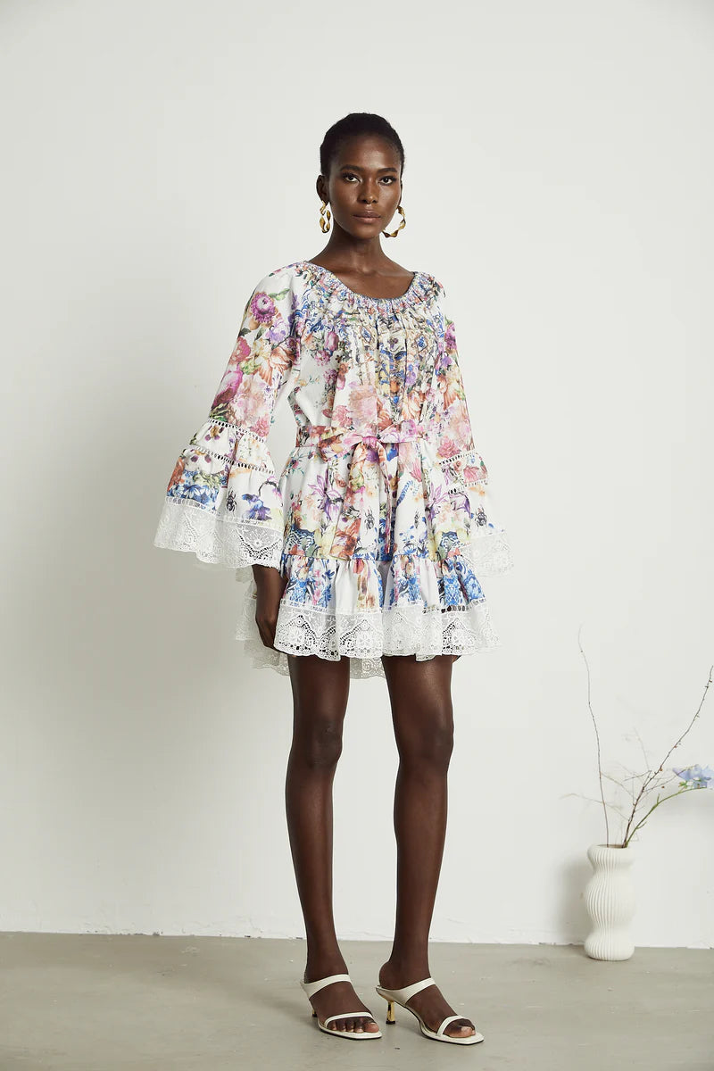 Bérénice en dentelle à imprimé floral mini robe