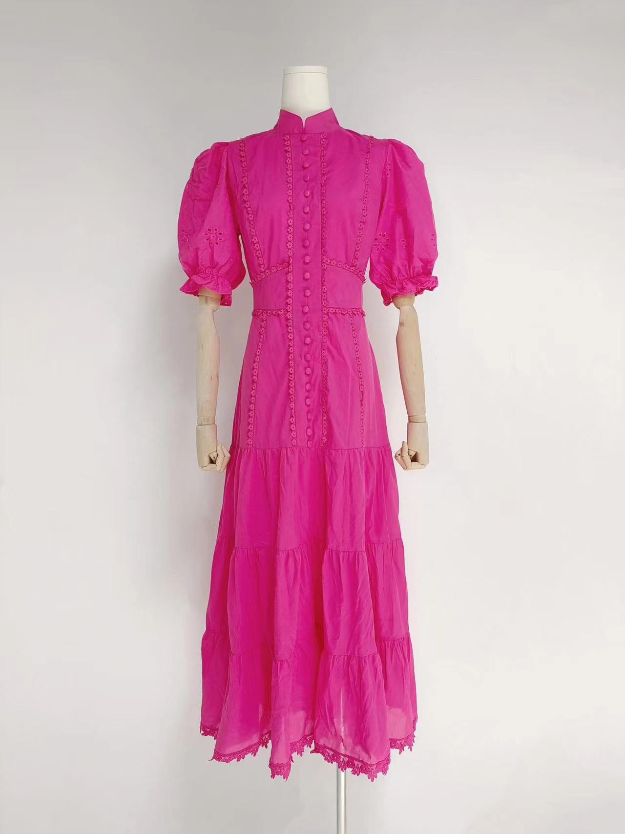 Stand-up collar single-breasted dress