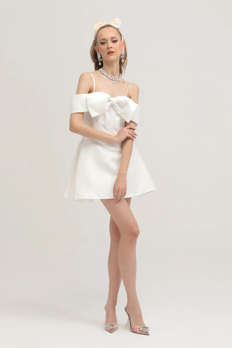 Elva White Bowknot Mini Robe évasée