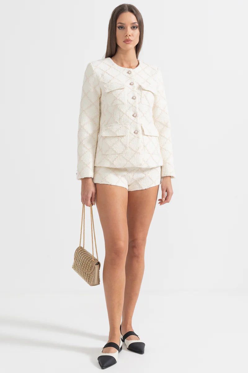 Textured Jacket With Gold Buttons And Matching Shorts - Ivoire