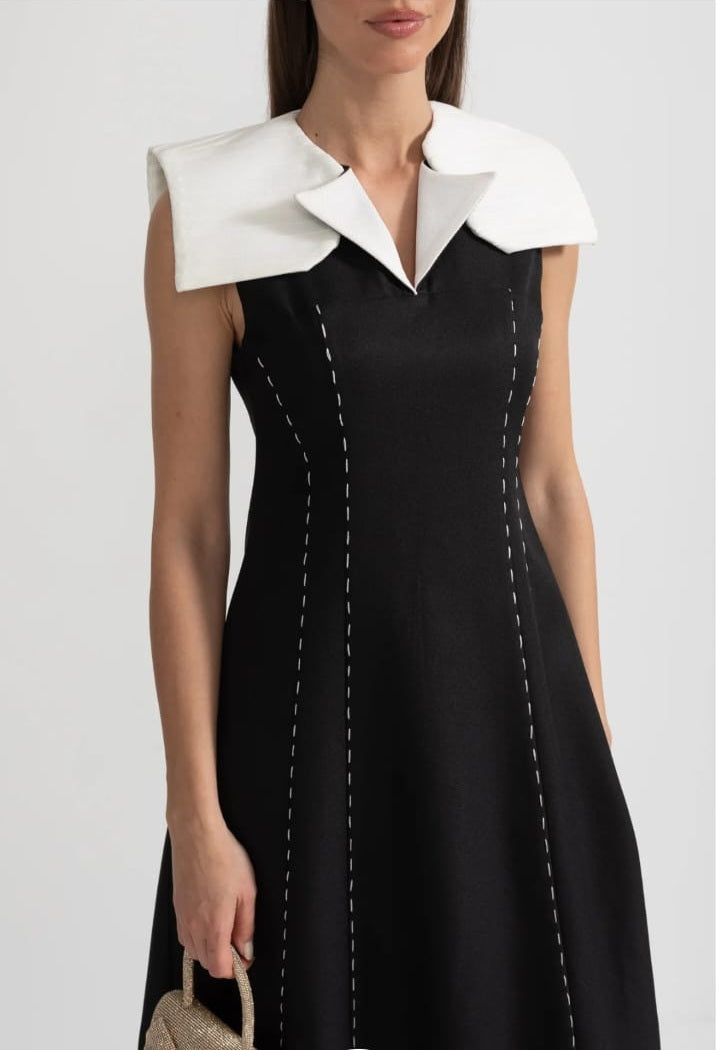 Contrasting Stitch Sleeveless Midi Dress With Oversized White Shoulders - Black