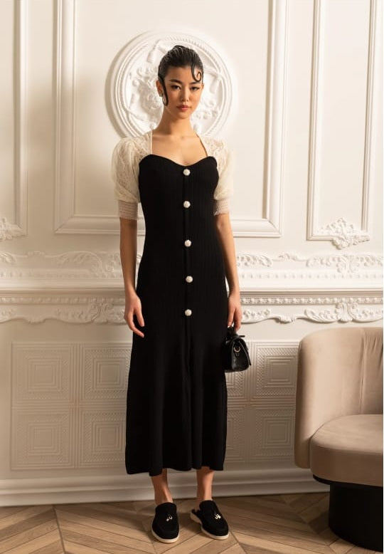 Ankle-Length Dress With Contrasting Sheer Lace Sleeves - Black