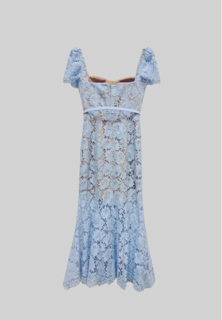 Short Sleeved Lace Dress With Delicate Matching Waist Belt - Blue