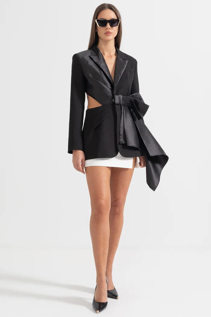 Exquisite Asymmetrical Blazer With Back Cutout - Black