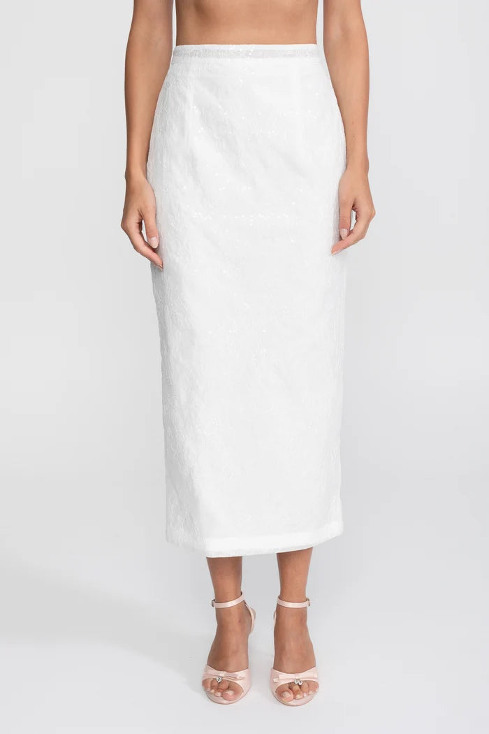 Off-Shoulder Peplum Top And Skirt Set With Black Ribbon Belt - Whit