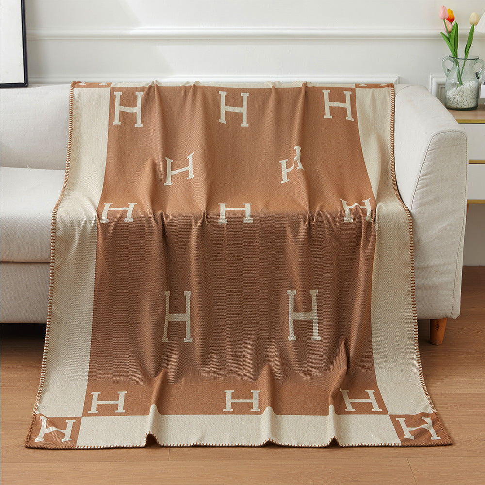 Herme Blanket