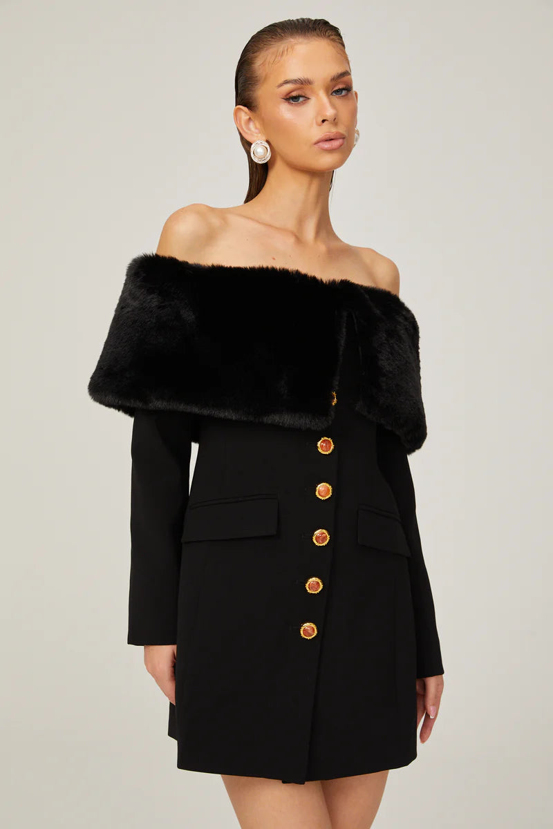 Céline Black Faux-Fur Mini robe à épaules dérangées