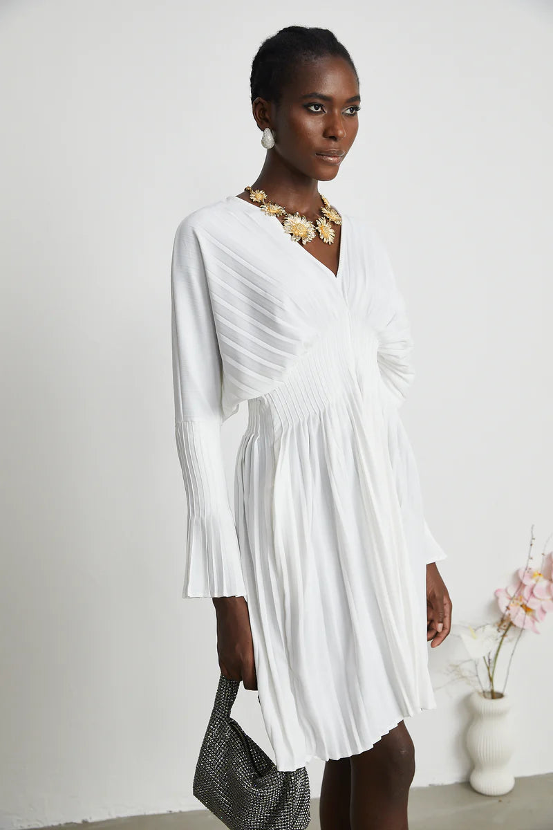 Claudette en V-Neck plissée mini robe