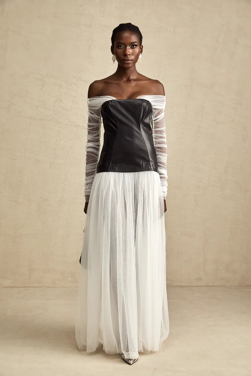 Robe maxi lambrissée de couleur contraste de la clémentine