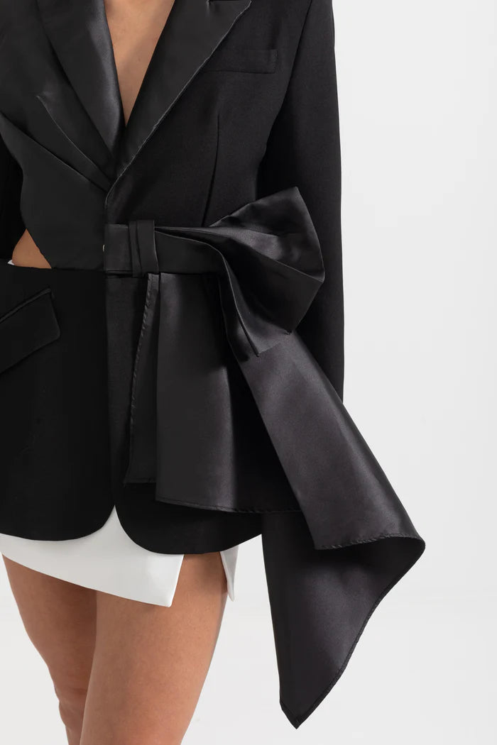 Exquisite Asymmetrical Blazer With Back Cutout - Black