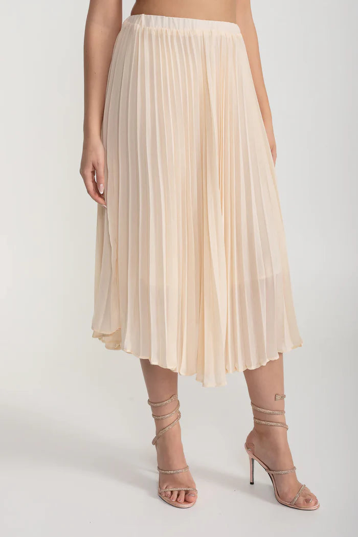 Textured Co-Ord With Front Pockets And Sheer Pleated Skirt - Ivoire