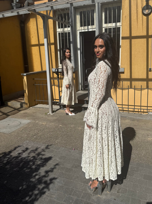 Fidji Maxi  lace dress
