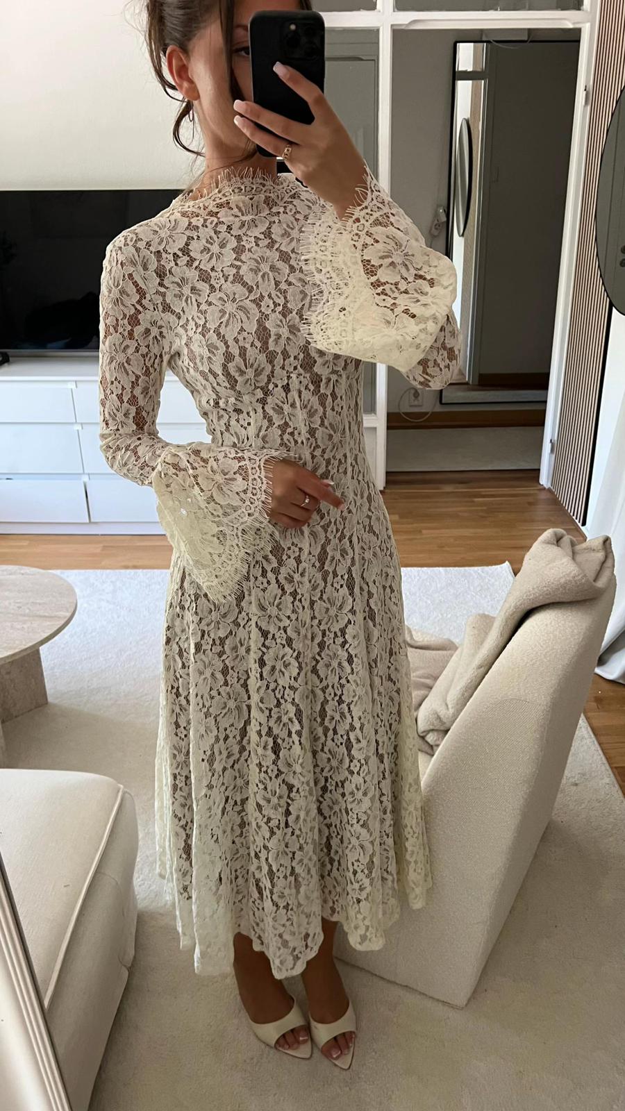 Fidji Maxi  lace dress