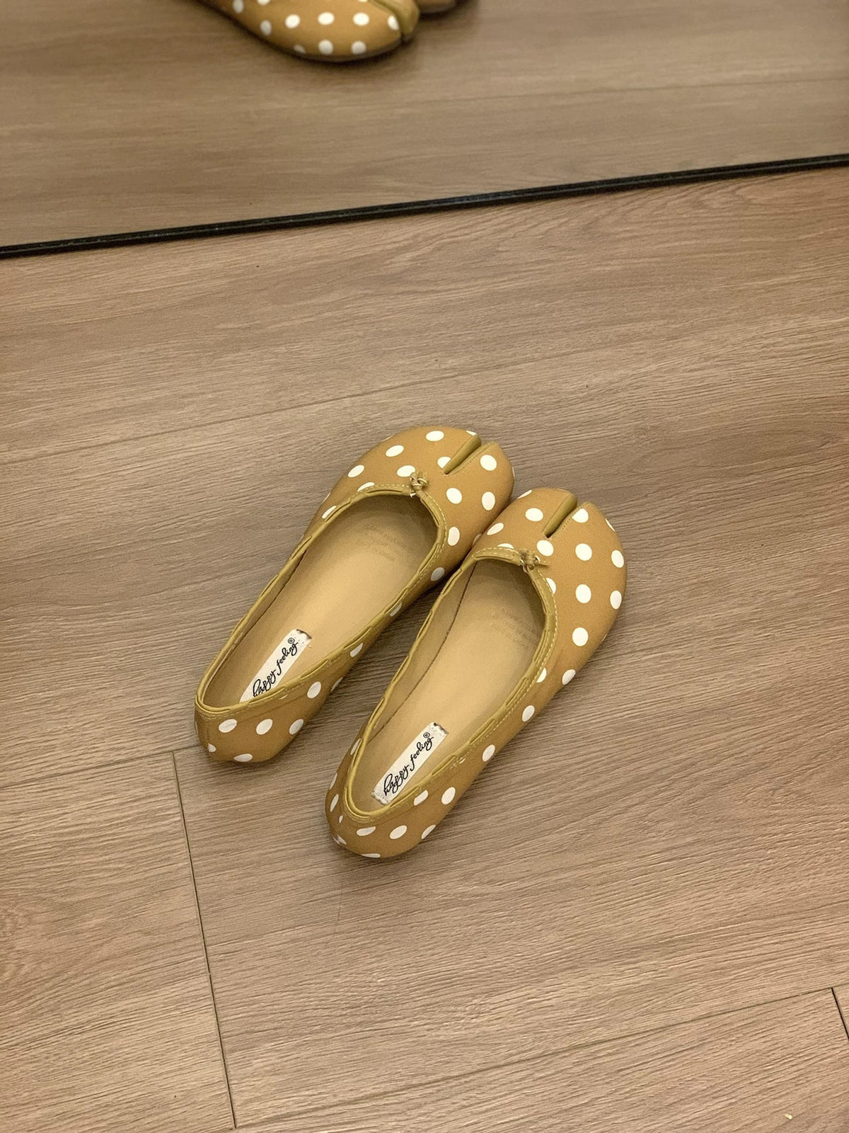 Shallow Slip-On Shoes