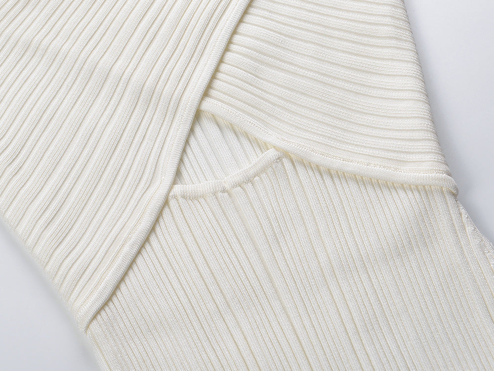 Cross Kragen hohles Spitzenspleißen schlankes Kleid